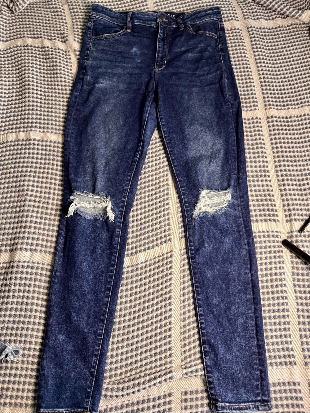 Next Level Stretch Dark Blue American Eagle Women’s Skinny Jeans- Long